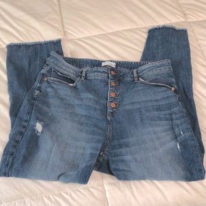 Loft Curvy Flare Crop Jeans 14/ 32 like new!